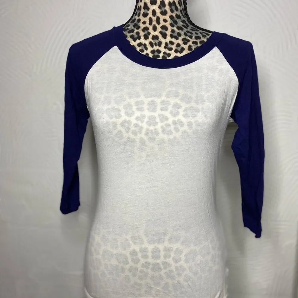 Y2K Forever 21 White and Navy Baseball Tee